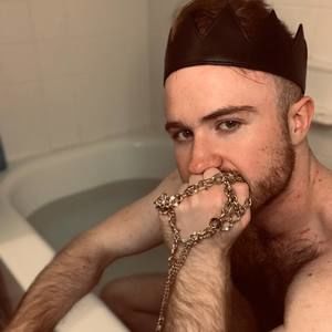 Meet your Posher, Nicholas